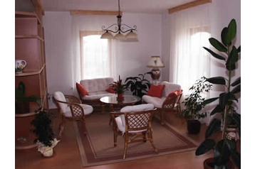 Ungarn Privát Felsőpáhok, Exterieur